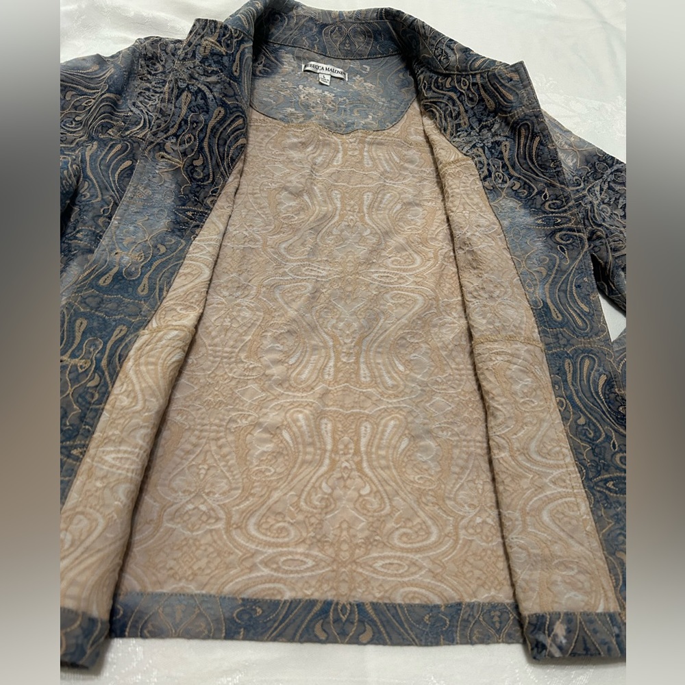 Rebecca Malone jacket size L blue with intricate design - Picture 6 of 9